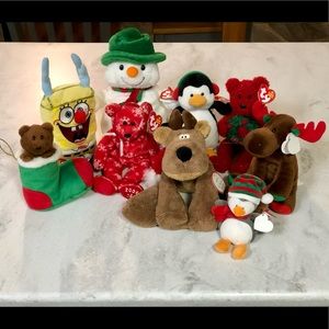 Like New Set of 9 Christmas Winter Themed TY Beanie Babies